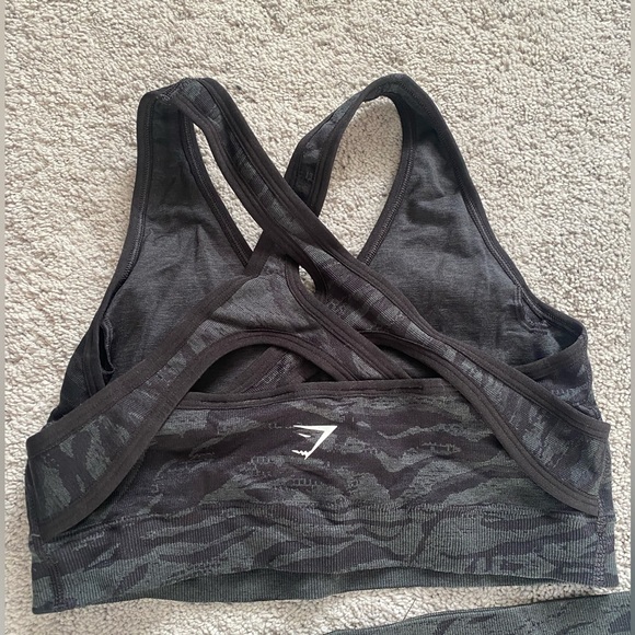 Gymshark Adapt Animal Seamless Bra - Picture 2 of 3